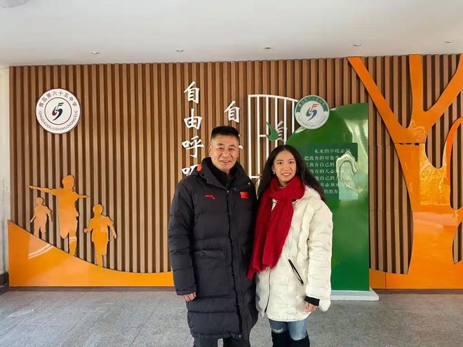 被扒：非普通人乃“绿发会”主任女儿九游会网站哈佛毕业礼演讲的中国女生(图3)