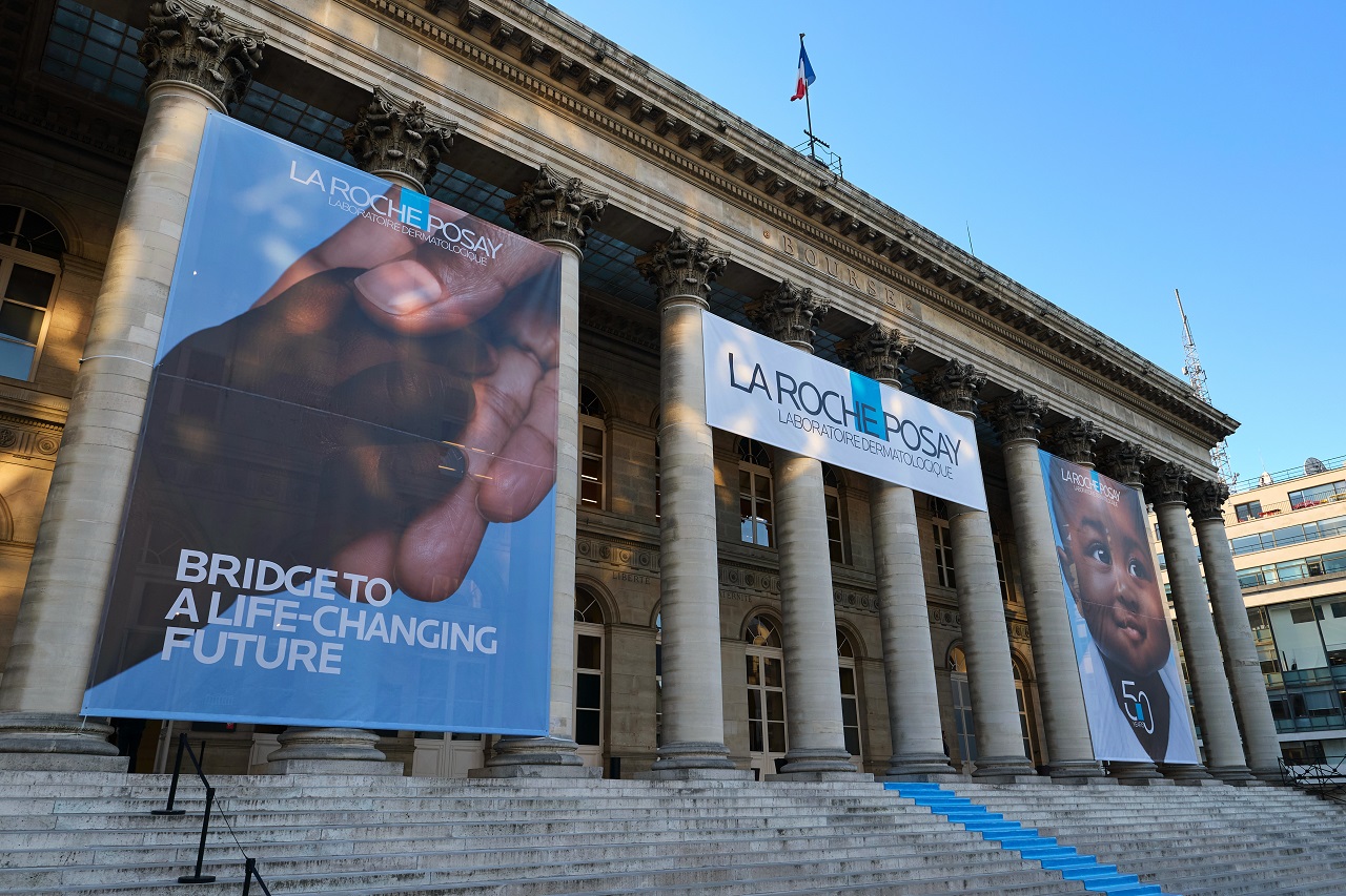 爱 理肤泉50年皮肤学权威先锋无止尽j9九游会(中国)网站以理护肤泉心释(图4)