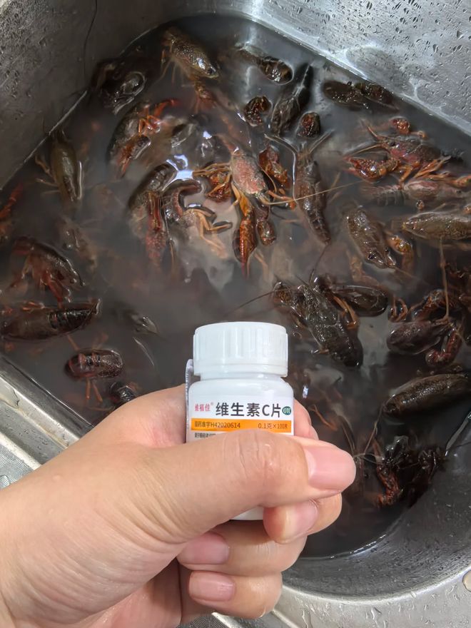 没花一分钱解决了烦过日子都能用得上j9九游会登录10个“生活小技巧”(图15)