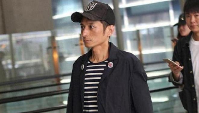 岁李维嘉由主持到“精神障碍”令人惋惜ag九游会登录财富再丰厚也难解忧48(图23)